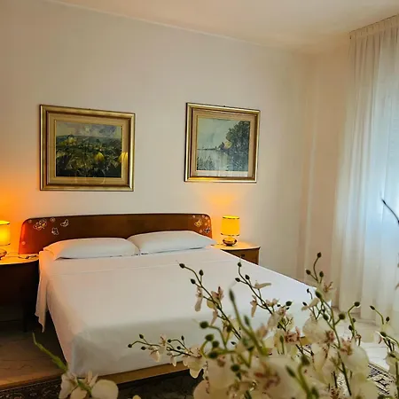 Luxury Relax Near Station Apartamento