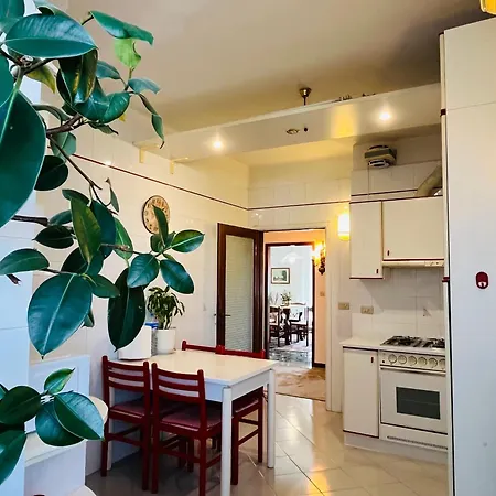 Luxury Relax Near Station Apartamento Venecia